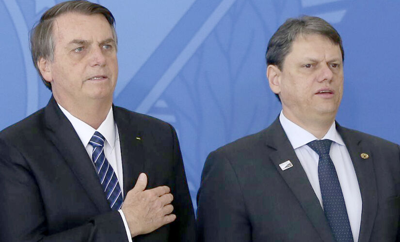 Bolsonaro e Tarcísio de Freitas 