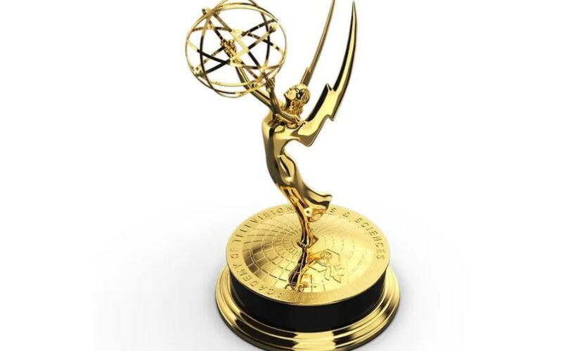 Estátua de 75 anos do Emmy 
