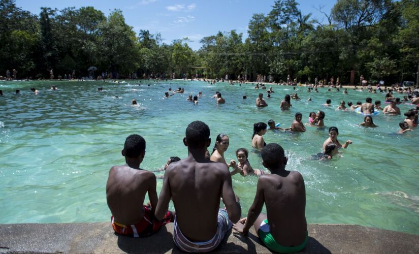 Segundo o Corpo de Bombeiros do Amazonas, que atende, em média, de 35 a 40 ocorrências de afogamentos por ano, a maior parte dos casos decorre de imprudência dos banhistas