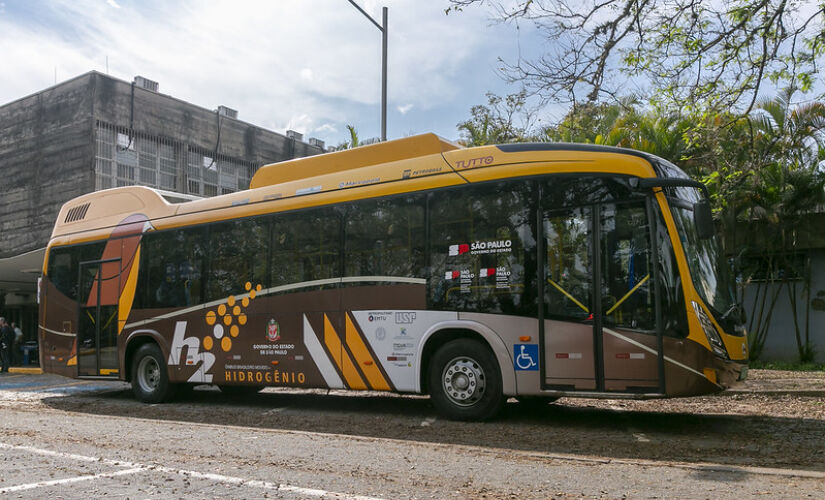 O hidrogênio produzido na estação experimental será usado para abastecer três ônibus cedidos pela EMTU, que irão transitar exclusivamente no campus da USP