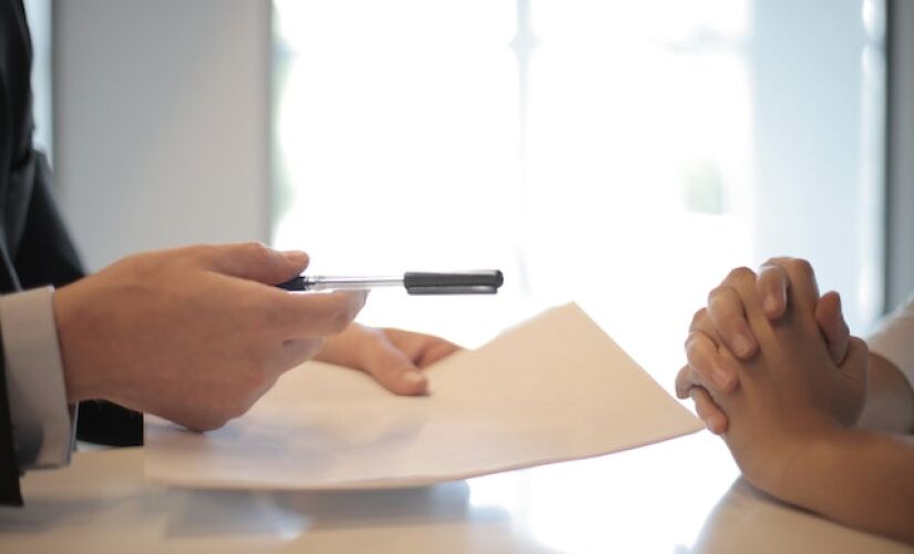 Ir bem na entrevista de emprego é um grande passo para conquistar a tão sonhada vaga