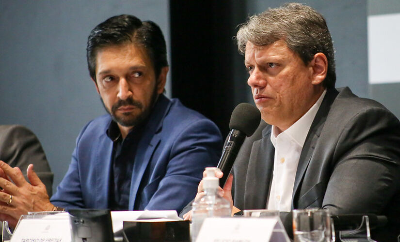 Ricardo Nunes, prefeito de São Paulo, e Tarcísio de Freitas, governador do estado de São Paulo