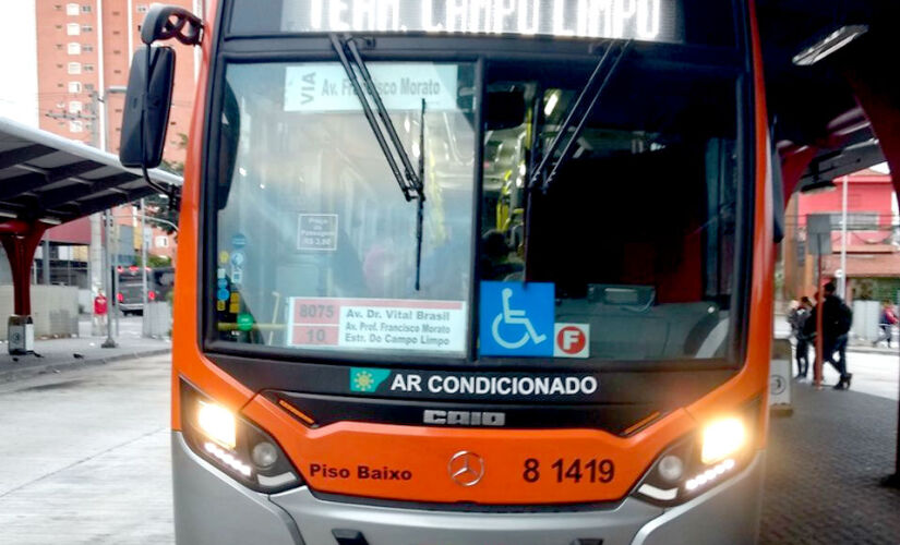 Ônibus Terminal Campo Limpo 