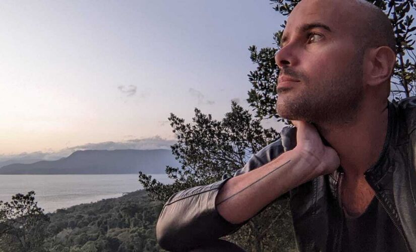 William Júnior em uma de suas viagens como nômade digital