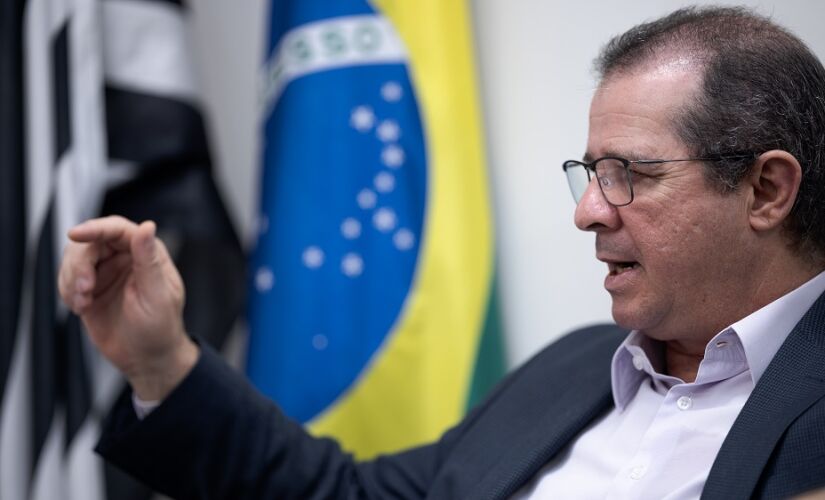 O deputado estadual Luiz Fernando durante entrevista à Gazeta: 'Prefeito de São Bernardo é muito parecido com Bolsonaro'