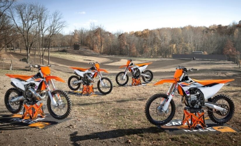 A linha 2024 foi desenvolvida com a ajuda dos pilotos da equipe Red Bull KTM Factory