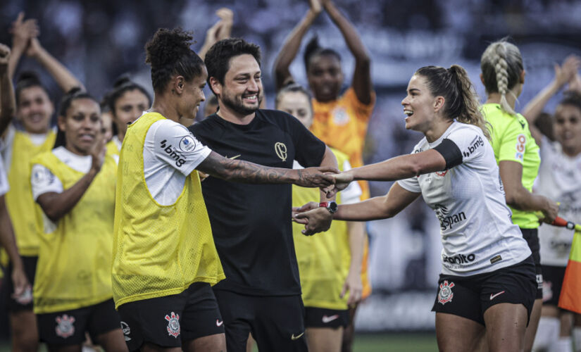 Corinthians conquistou o torneio nacional pela quinta vez em sua história, todas sob o comando de Arthur Elias.