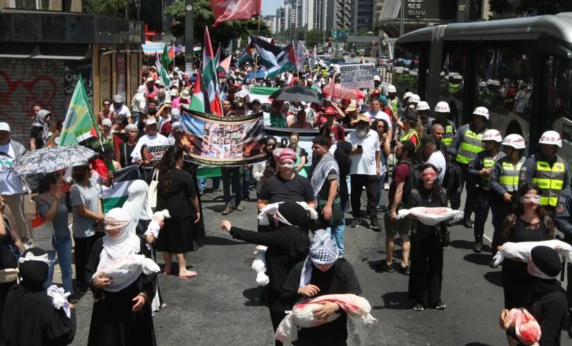 O ato em São Paulo foi organizado pela Frente em Defesa da Luta do Povo Palestino e contou com a participação de partidos políticos e movimentos sociais