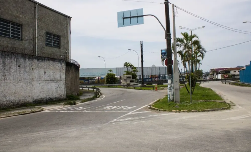 Entrada de São Vicente, que estava em obra, já está liberada para tráfego