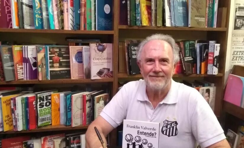 Valverde explica que as histórias registradas no livro estiveram na sua cabeça por muito tempo