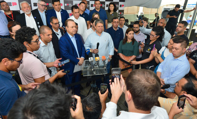 O governador Tarcísio de Freitas inaugurou nesta terça-feira (5), em Suzano, o novo Hospital Regional do Alto Tietê