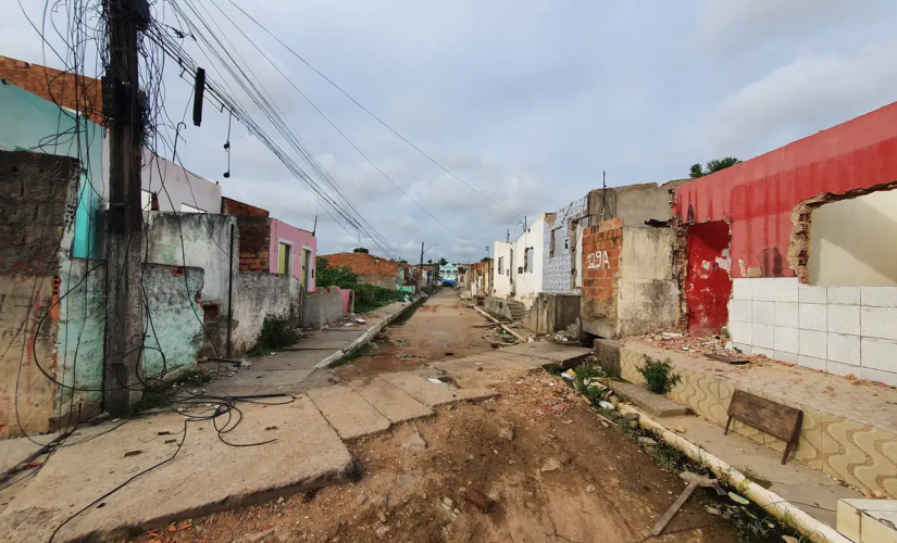 O órgão mantém o aviso de alerta para o risco de colapso da mina 18 --esse é o segundo nível mais alto de alerta