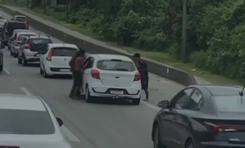 A Operação Verão, que reforça o policiamento no litoral durante o período de férias, resultou, até o momento, na prisão de 286 adultos e apreensão de 19 menores, segundo a pasta. Entre eles estavam 129 foragidos da Justiça.