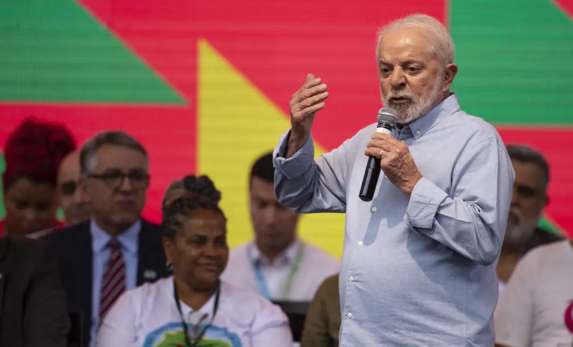 Ao discursar, o presidente analisou o primeiro ano de seu terceiro mandato