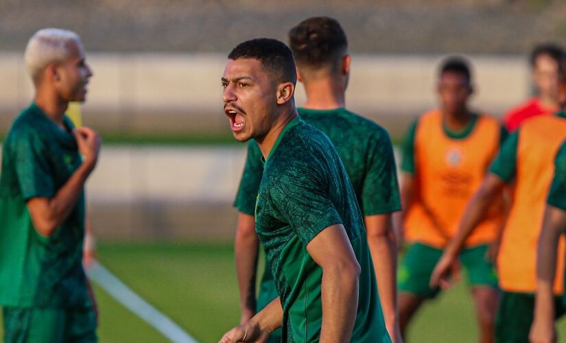 Após o Mundial, Fernando Diniz afirmou que Guardiola elogiou os jovens jogadores do Fluminense, com destaque para o volante de 22 anos