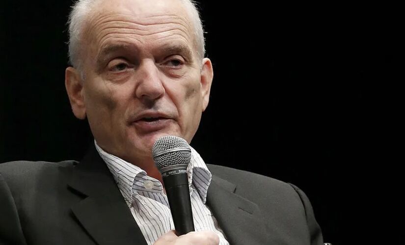 David Chase criticou executivos e disse que a era de ouro da televisão acabou.