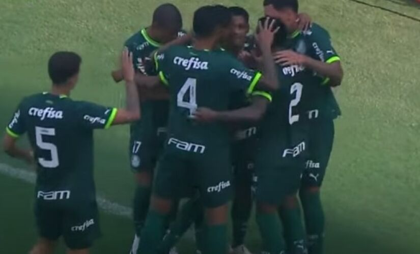 Verdão avançou para a fase de mata-mata, no Grupo 24, com 9 pontos