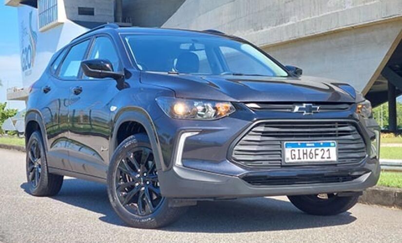 O Chevrolet Tracker Midnight é disponível apenas nas cores Azul Eclipse, Preto Ouro Negro e Cinza Rush