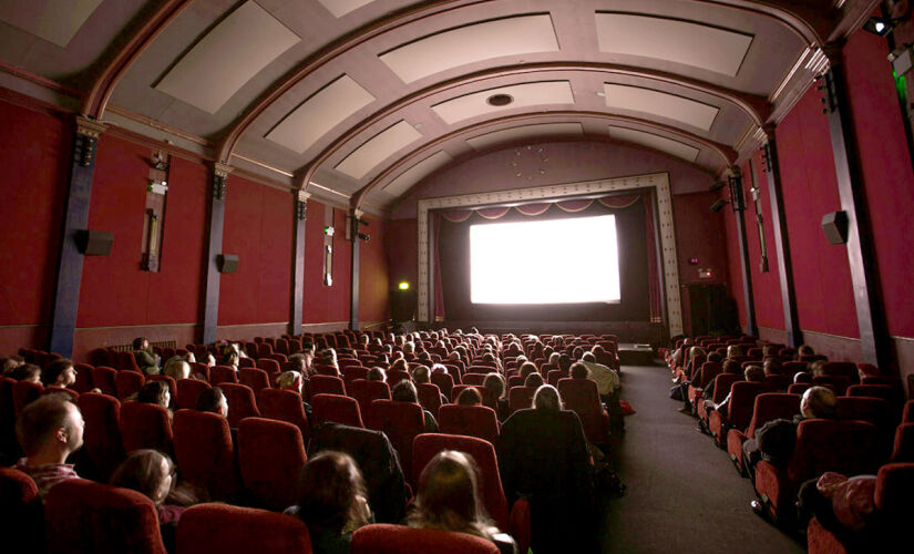 Cinemas no Brasil terão ingressos e combos com valores promocionais