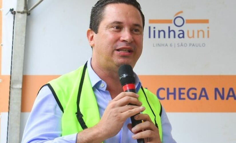 O deputado Eduardo Nóbrega durante evento da chegada do tatuzão na futura estação PUC-Cardoso de Almeida do Metrô