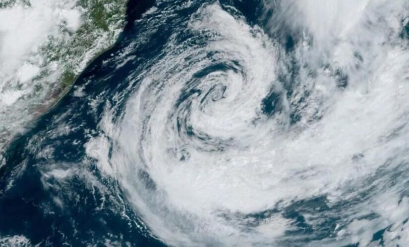 Tempestade subtropical avança pelo litoral do Rio do Grande do Sul