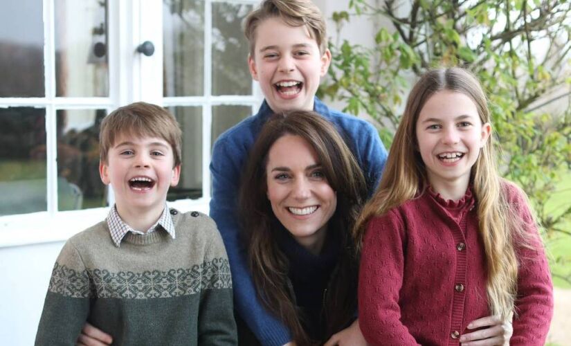 Kate Middleton publica foto alterada