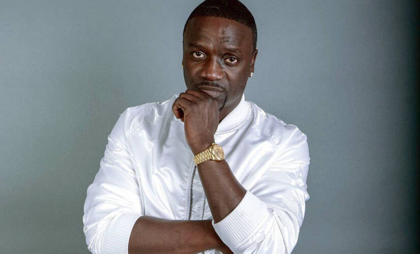 O cantor Akon se apresenta no Rock in Rio