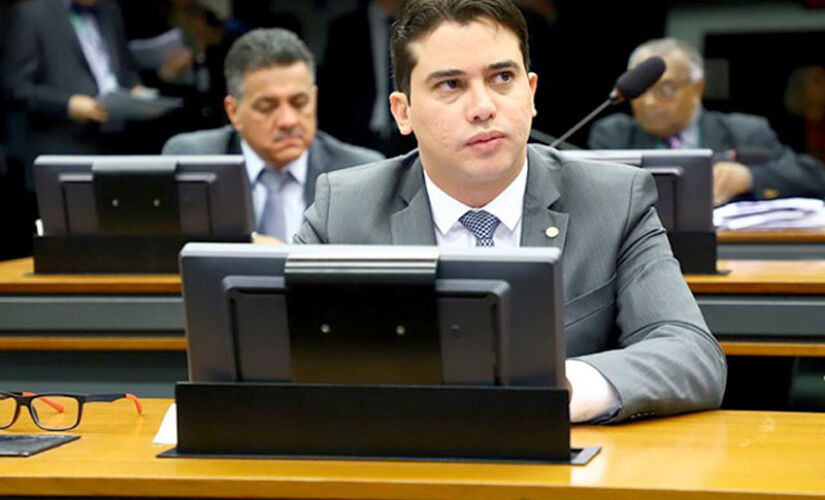 Deputado Federal Júnior Mano, autor da proposta