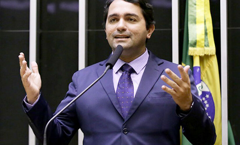 Deputado Júnior Lourenço, autor da proposta