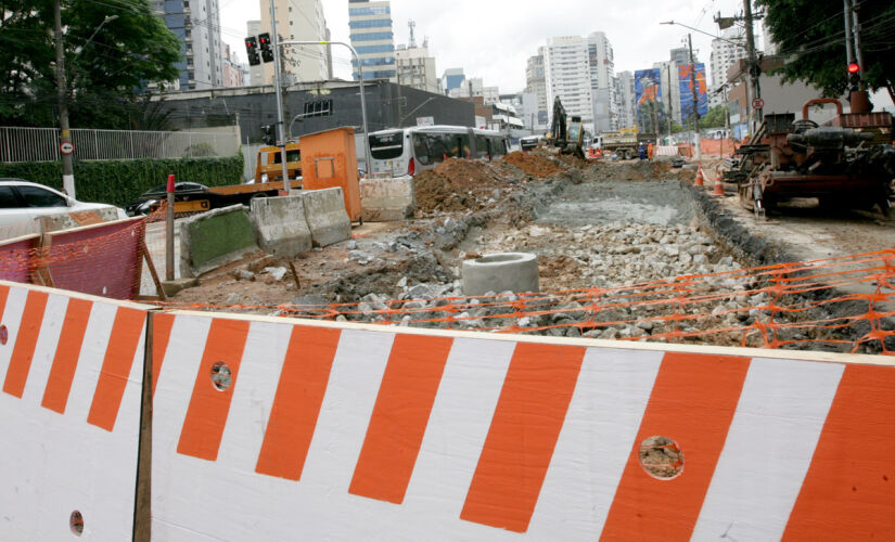 Obras Avenida Santo Amaro 