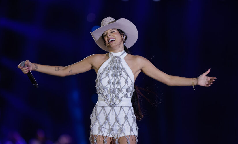 Ana Castela se apresenta Curitiba Country Festival