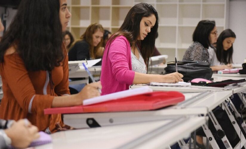 Caixa apresentou o calendário para realizar o ajuste contratual para o 1&ordm; semestre de 2024 com as novas regras do Fies Social