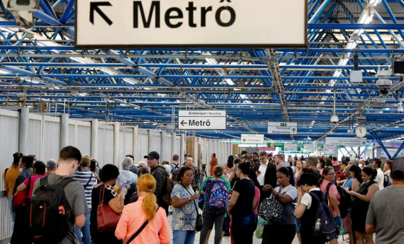 Os metroviários aprovaram uma nova greve para a próxima quarta-feira (22) em São Paulo