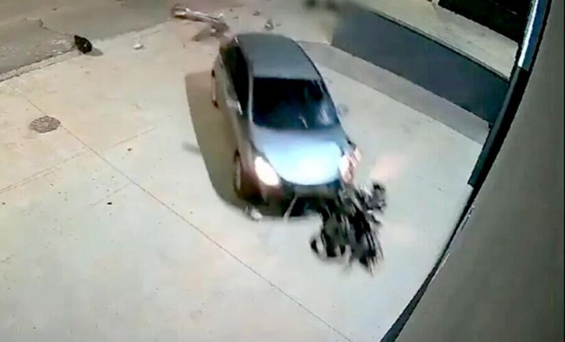 Mulher morre após ser atropelada por carro na contramão no interior de SP