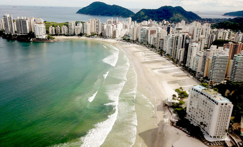 Praia Grande (foto) e Guarujá, no litoral sul de São Paulo, registram o maior número de mortes por afogamento neste verão