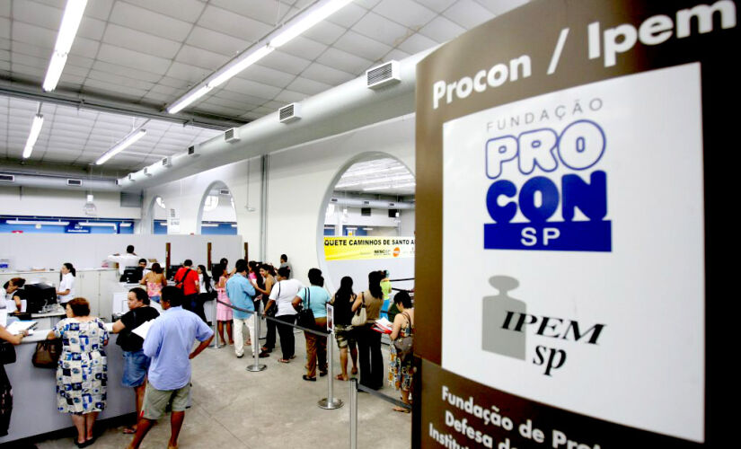 Em pesquisa semanal publicada pelo Procon-SP, nesta quarta-feira (10), o preço do repelente caiu em 5,92% em relação a pesquisa realizada em 28 de março