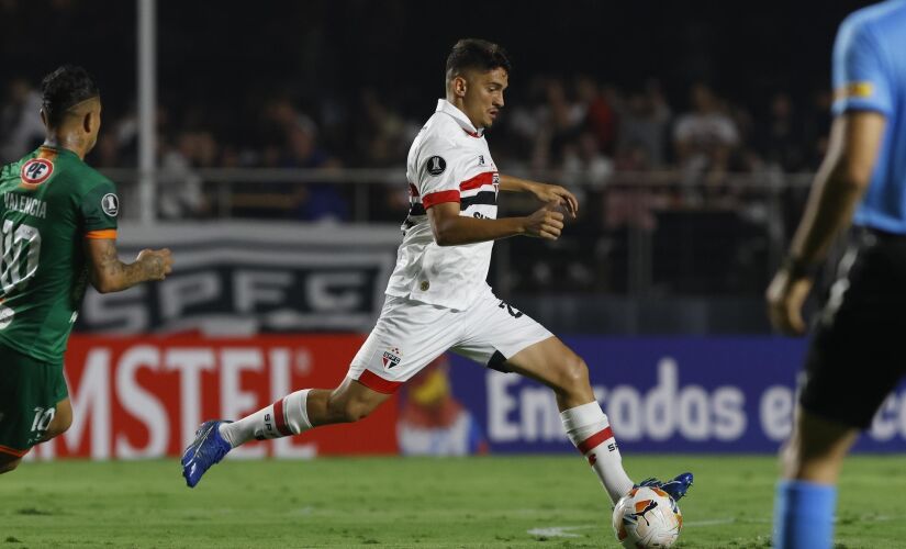 Com o resultado, o São Paulo chegou a três pontos no grupo B da competição