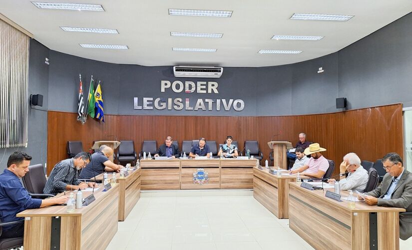 A Câmara de Porto Feliz realizou na segunda-feira (15), a última sessão ordinária de abril