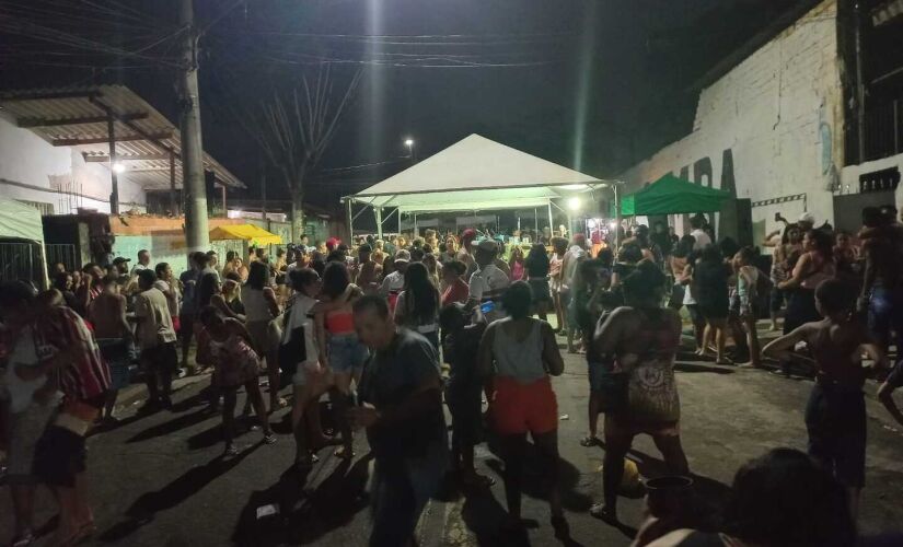 A Prefeitura de Taboão da Serra, na Grande SP, realiza neste domingo (19) a 3ª edição do projeto cultural Rua do Samba