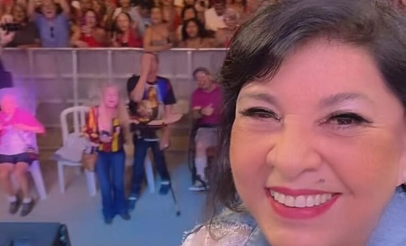 Roberta Miranda abriu shows na Arena Capela do Socorro com público abaixo do esperado