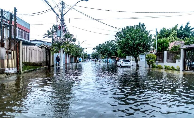 A pesquisa revela situação preocupante no Rio Grande do Sul, onde o grande volume de chuvas registrado desde o mês passado deixou diversas cidades submersas