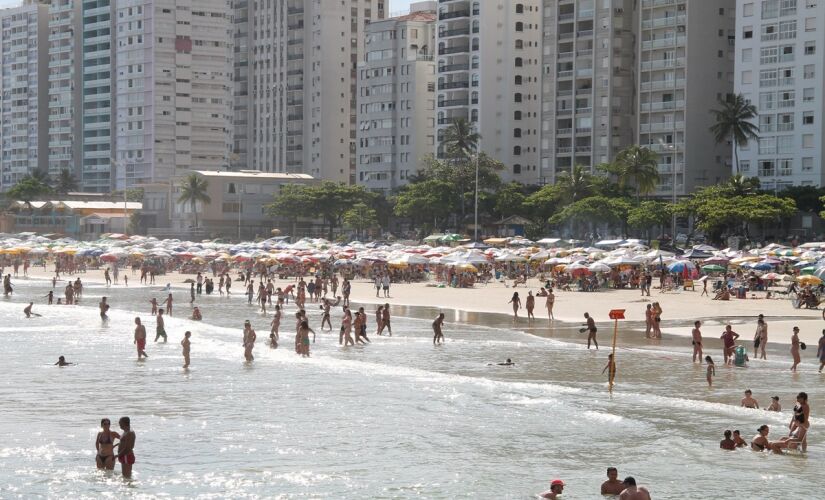 Praia em Guarujá, no litoral paulista