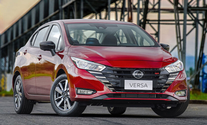 Nissan Versa SR