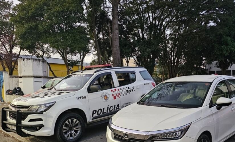 Os três adolescentes, sendo dois de 15 anos e um de 13 anos, foram conduzidos ao 101° Distrito Policial