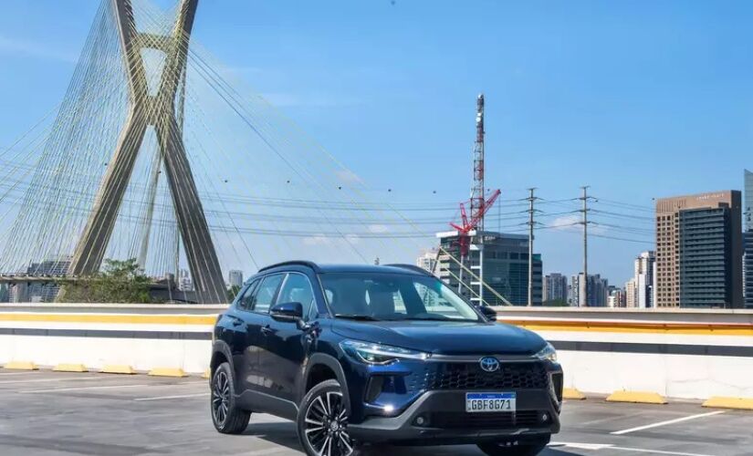 Os híbridos flex da Toyota têm consumo 30% menor 