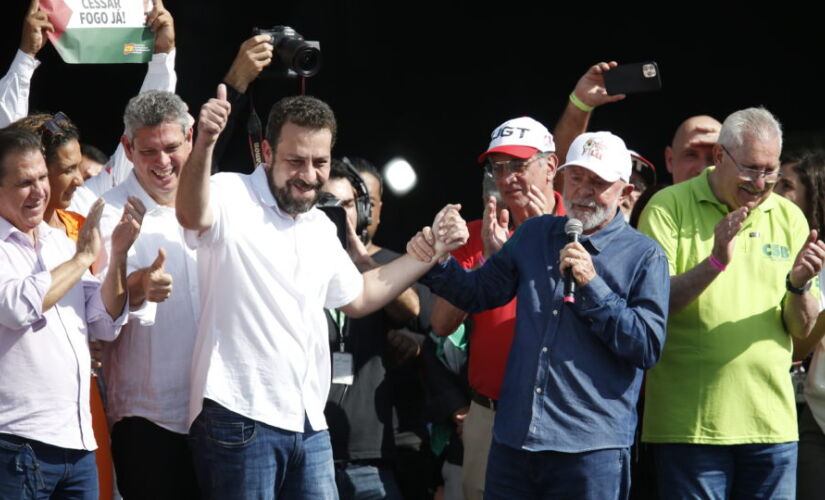 Boulos e Lula, durante ato de 1&ordm; de Maio, em São Paulo