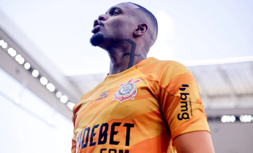 O goleiro Carlos Miguel, do Corinthians