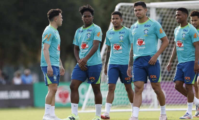 Endrick e Evanilson em treino pela Seleção Brasileira