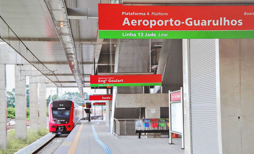 Expresso Aeroporto atropelou uma pessoa que estava na via, entre as estações Engenheiro Goulart e Tatuapé