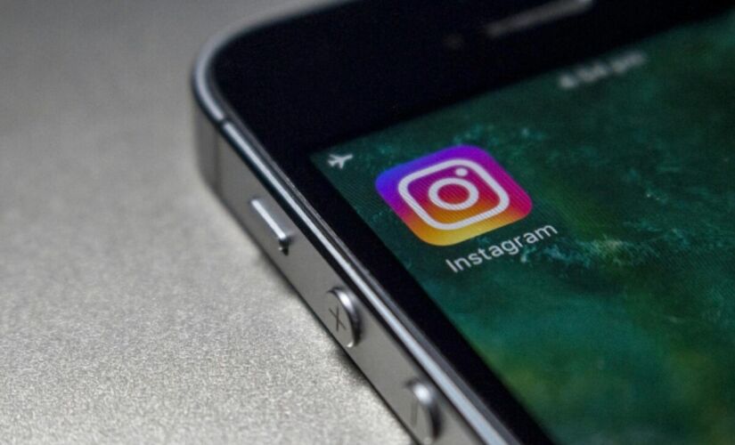 Diversos usuários do Instagram já passaram pelo ocorrido de passarem a ser seguidos por contas que não conhecem na rede social